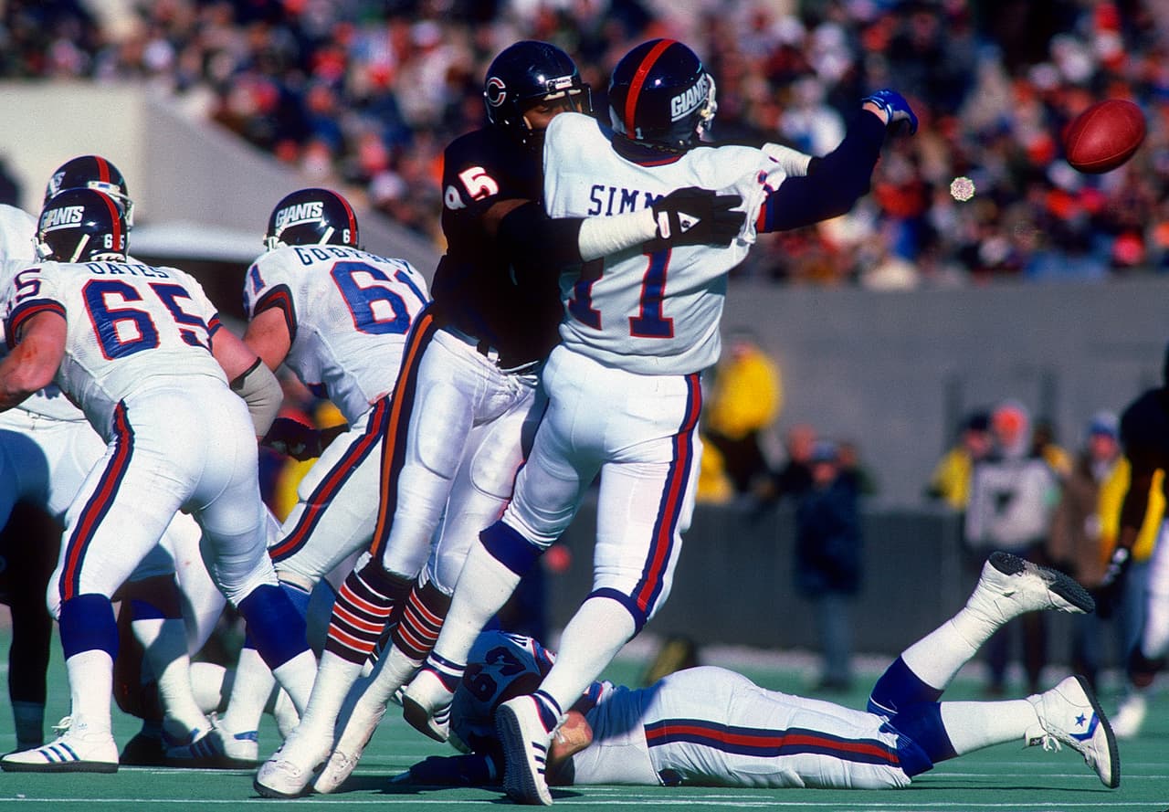 1986 Defensiva número 1 NFL - CHICAGO BEARS. Tercer y último año de los Monstruos del Midway. Pierde con Washington Redskins el playoff divisional de la Conferencia Nacional.