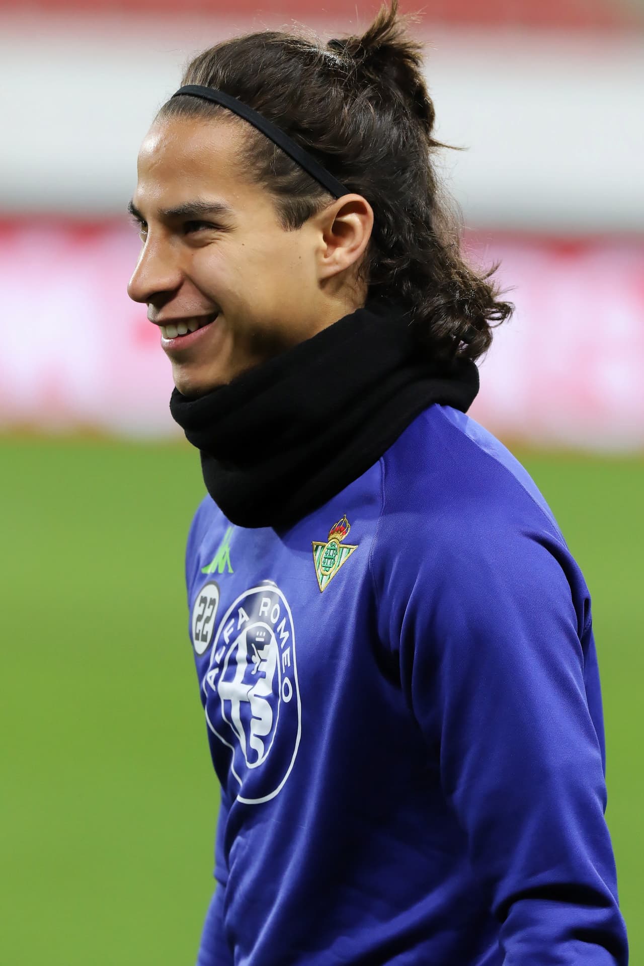El entrenamiento del Betis en el Roazhon Park Stadium de Rennes (Francia) tuvo las miradas en el juvenil mexicano Diego Lainéz, a la espera de si el técnico Quique Setién lo pondrá a debutar en la Europa League, en la ida de los Dieciseisavos de final.