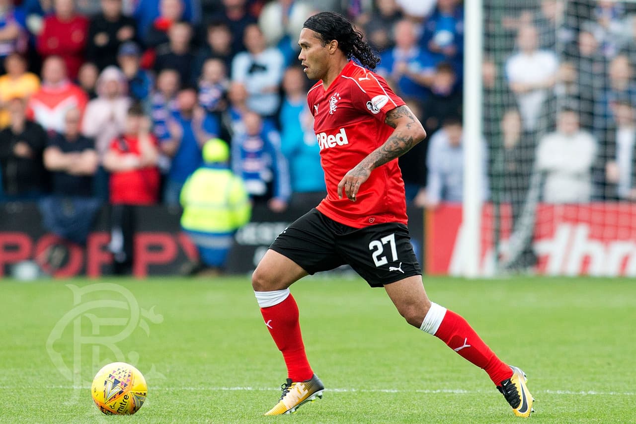 Sábado 9 de septiembre - 10:00 a.m.ET/9:00 a.m.CT/6:00 a.m.PT: tras marcar su primer gol, Eduardo Herrera y el Rangers F.C. enfrentan al Dundee en el Ibrox Stadium. Carlos Gullit Peña también estará convocado.