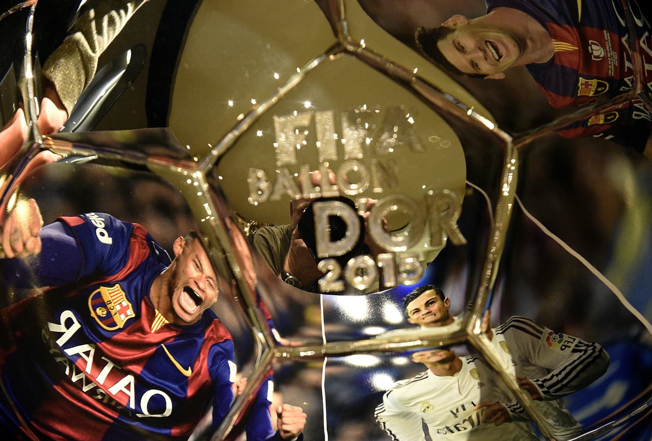 Los cracks del Barcelona y Real Madrid compiten por el Balón de Oro 2015, el premio que reconoce al mejor futbolista del año en todo el planeta.