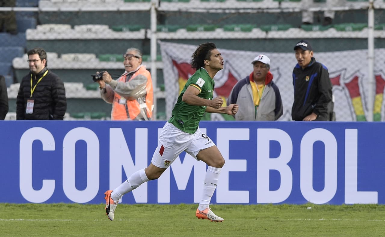 Ya en la segunda parte, Moreno Martins (Bolivia) puso el segundo gol del partido tras un gran desborde de Flores por la banda de Roncaglia. Primer gol también para él en esta eliminatoria.