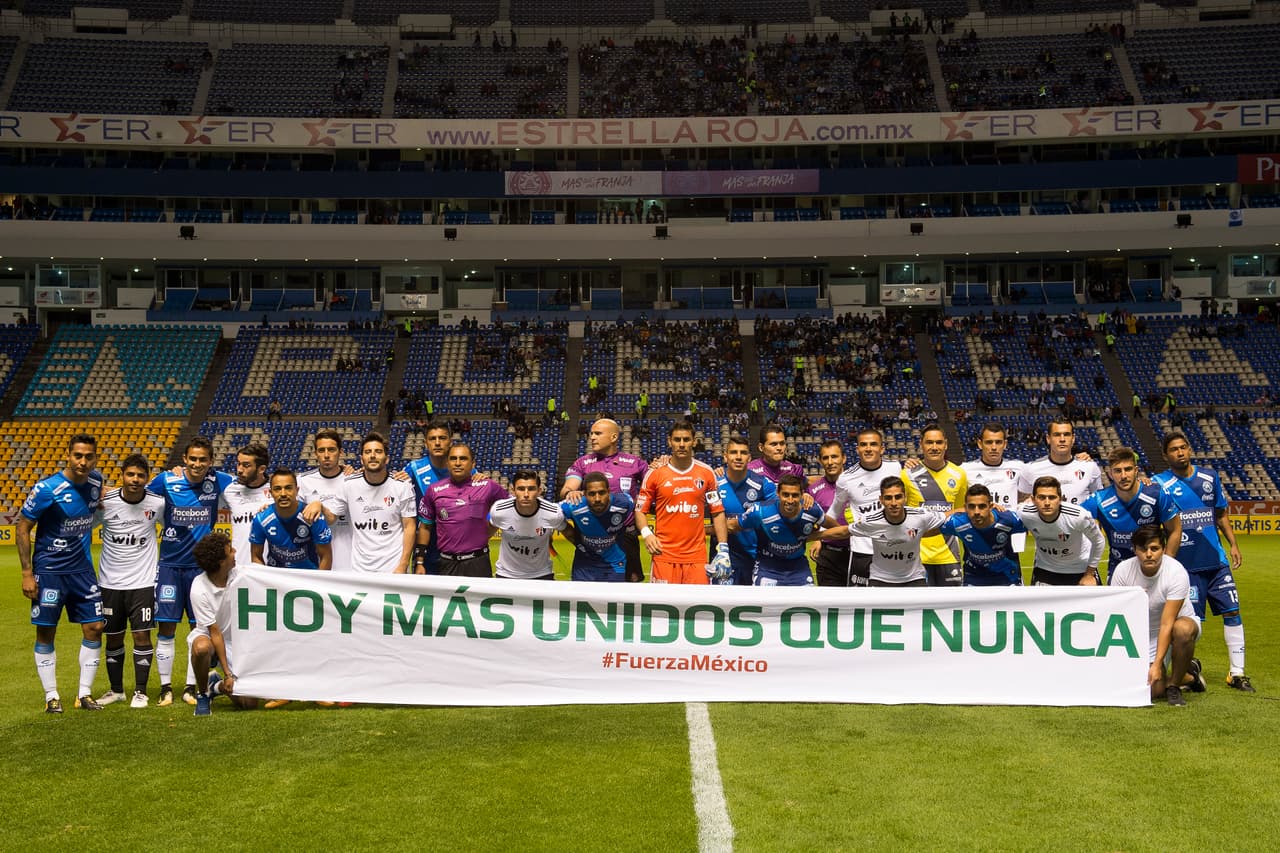 Muestras de apoyo en la Liga MX: Puebla 1-2 Atlas