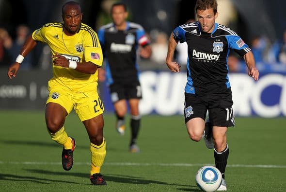 Ambos equipos se preocuparon más en defender que en buscar los goles.