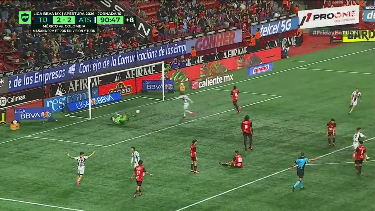 ¡¡A lo Atlas!! ¡Golazo del rojinegro, voltereta y están a minutos de ganar el juego!!