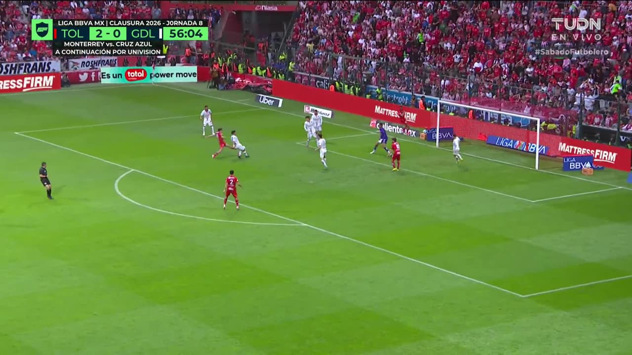 ¡TIRO ATAJADO! disparo por Paulinho.