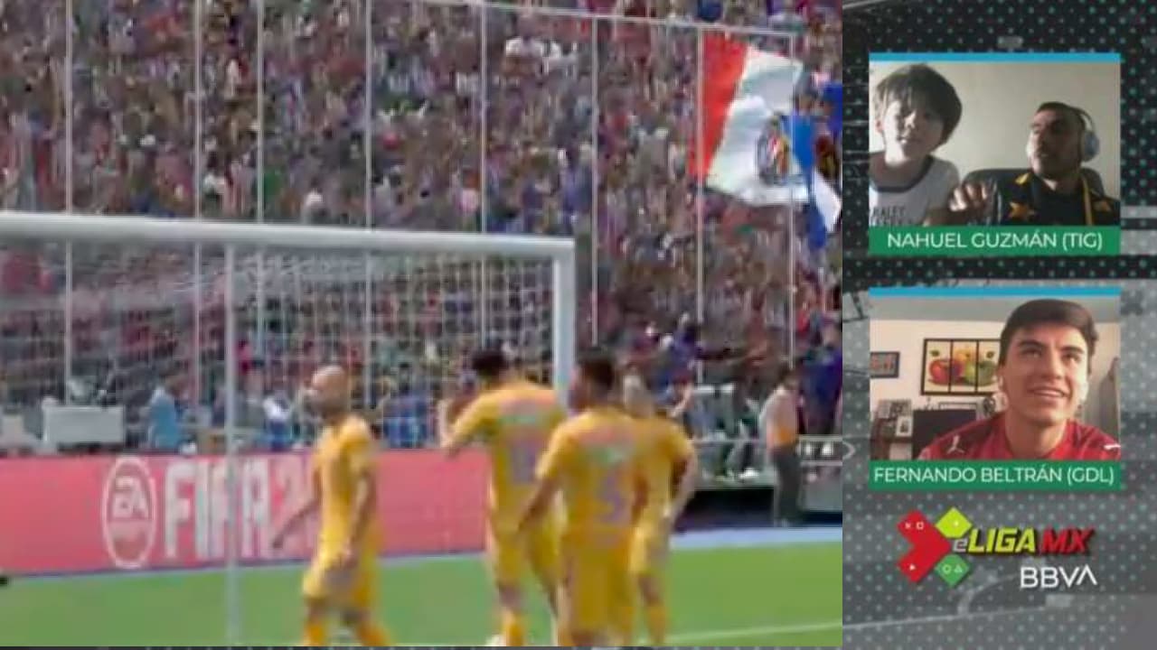 Nahuel se puso serio y hasta mandó a su hijo con su mamá en partido de eLiga MX