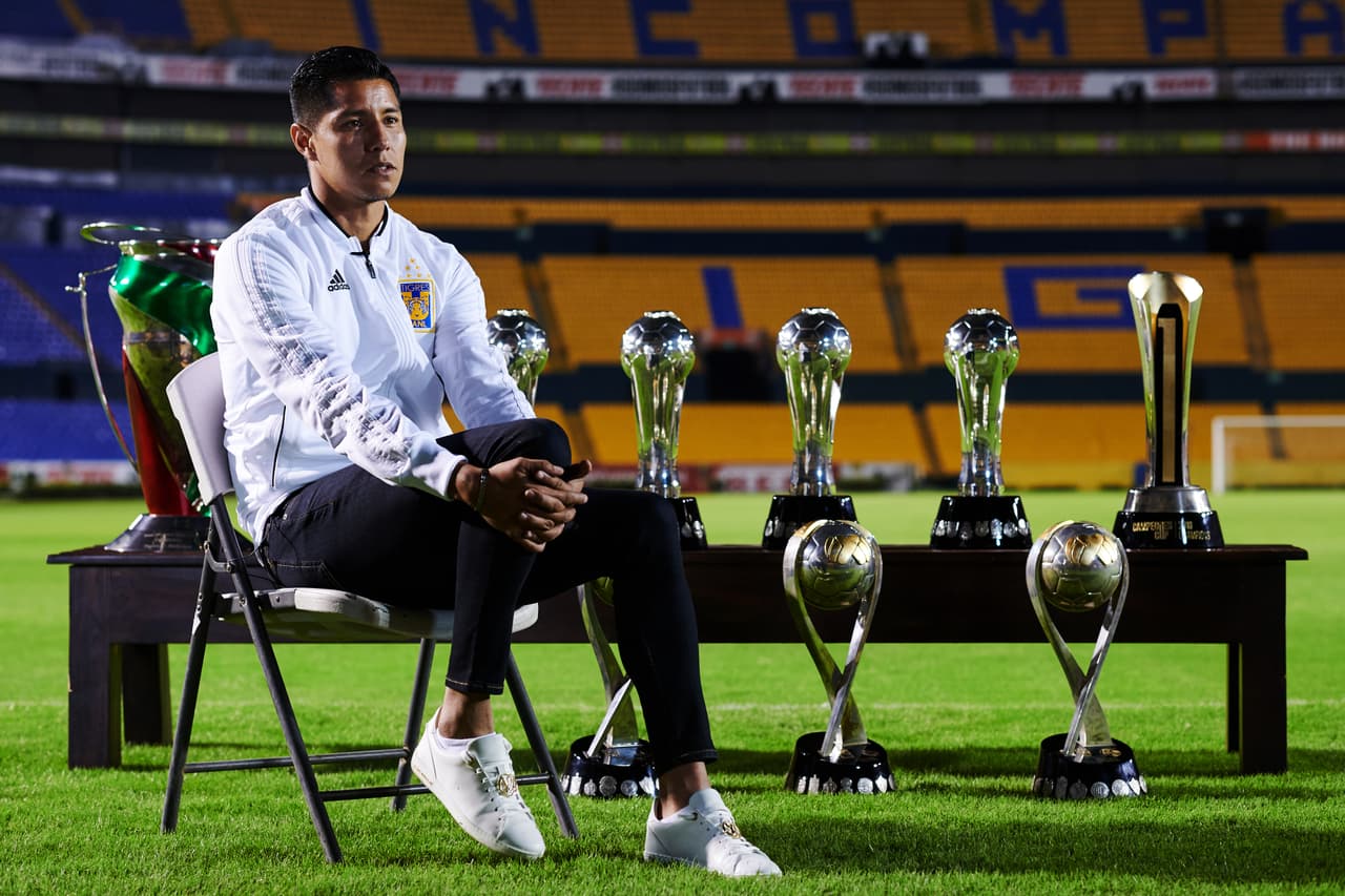 Ha ganado 5 de los 7 títulos de Liga MX con los Tigres (Apertura 2011, 2015, 2016, 2017 y Clausura 2019).