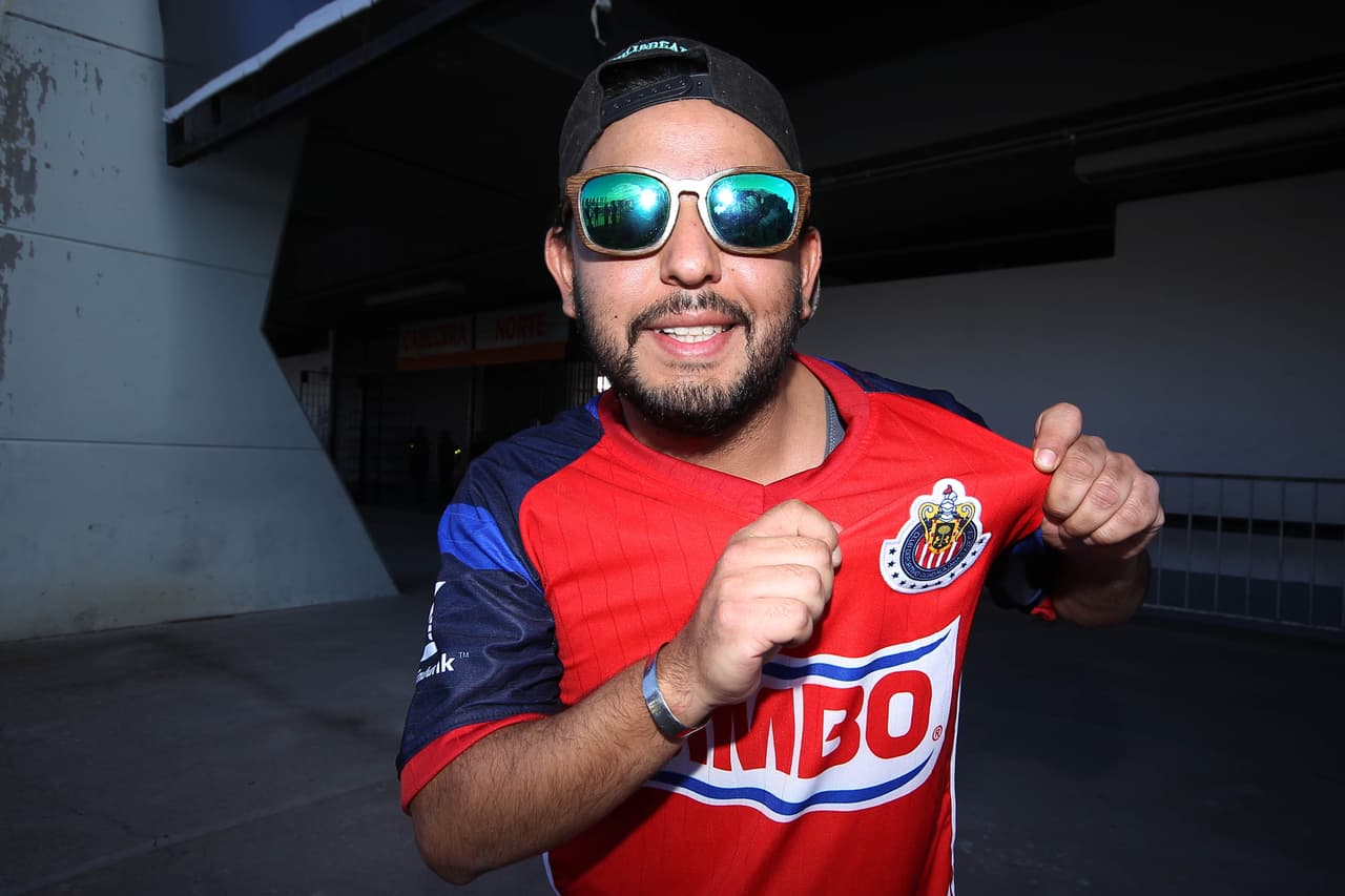 El colorido de la afición en la Jornada 9