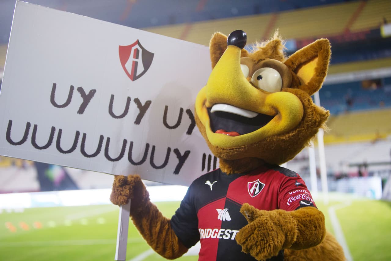 El colorido de la afición en la Jornada 9