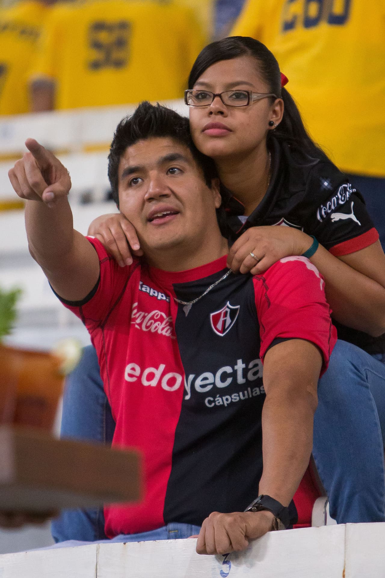 El colorido de la afición en la Jornada 9