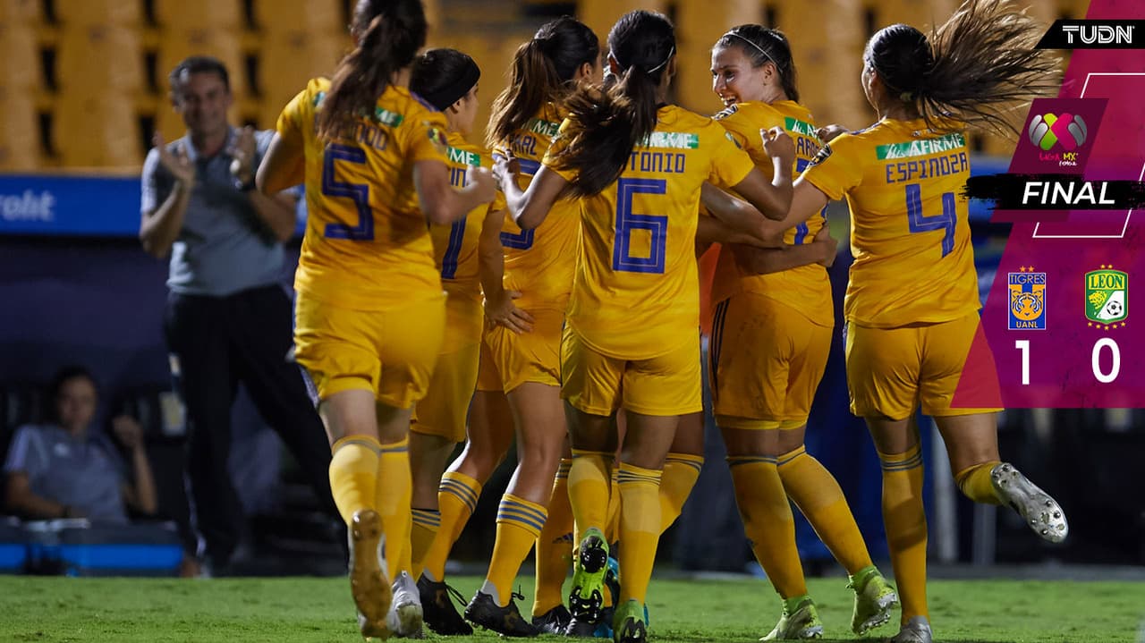 Con polémico gol, Tigres derrota a León en la Liga MX Femenil