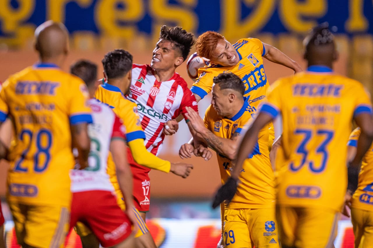 Tigres decide guardar jugadores para el Mundial de Clubes y terminan empatando 1-1 en casa frente al Necaxa.