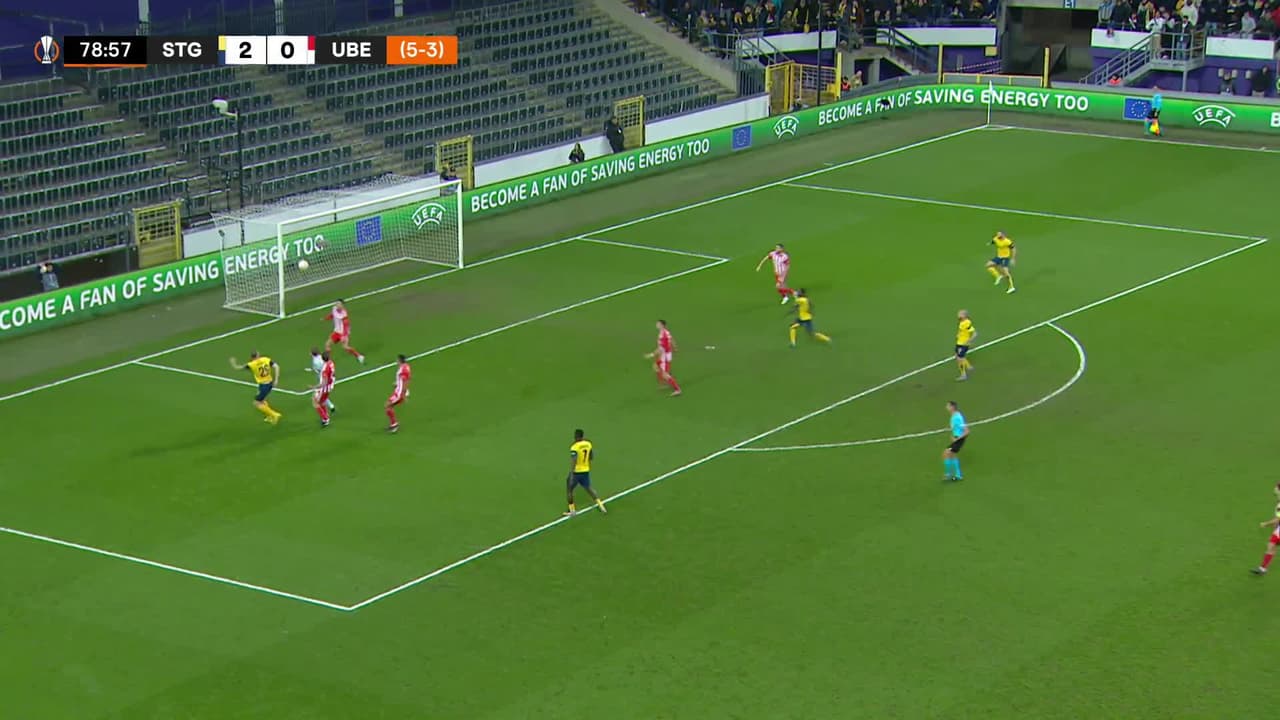 ¡TIRO ATAJADO! disparo por Gustaf Nilsson.