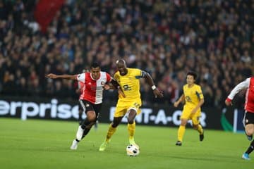 El potero del Porto lució un uniforme distinto al que suele utilizar en Europa League.