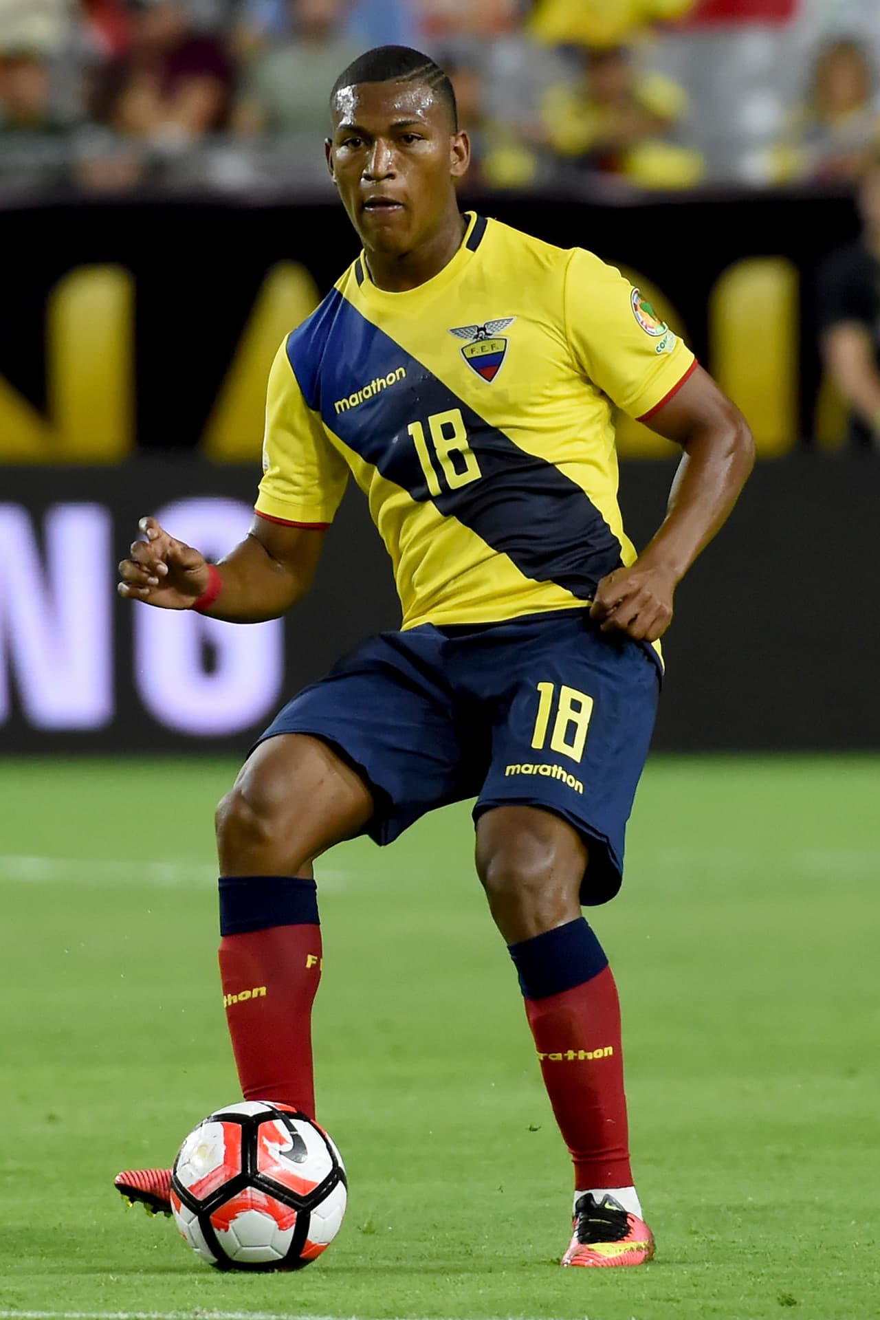 Carlos Gruezo es uno de los aportes importantes para Ecuador en el mediocampo y, luego de un paso por el fútbol europeo, llegó al FC Dallas de la MLS en 2016.