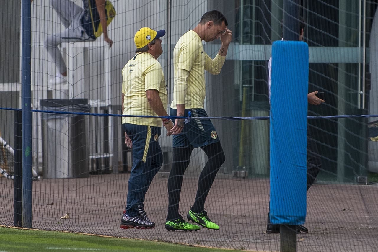 Herrera revela el castigo de Marchesín por patear a un canterano