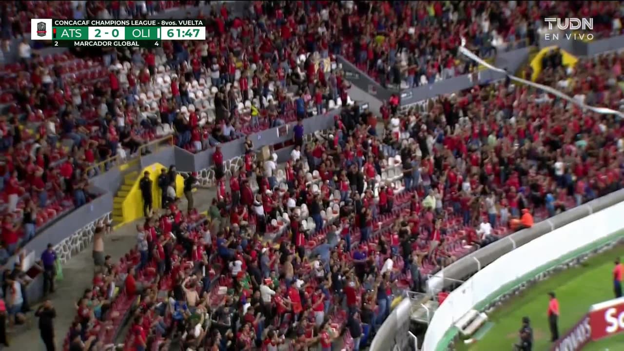 ¡GOL!  anota para Atlas. Ozziel Herrera