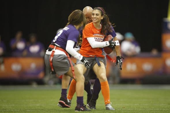 La Conferencia Nacional se impuso a la Conferencia Americana en el Tazón Latino IX y Hristo Stoichkov, para sorpresa de todos, fue reconocido como el MVP del juego, disfruta aquí de las mejores imágenes (Foto: Mario Castillo).