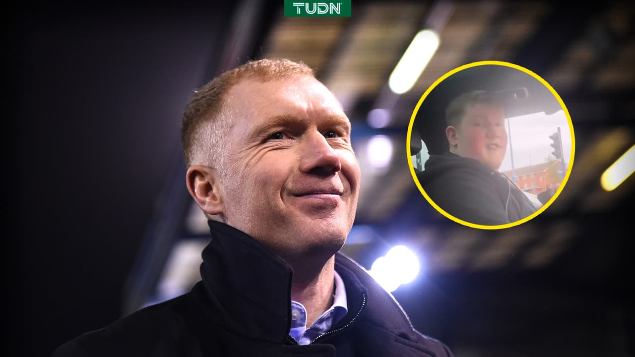 Leyenda del Manchester United deja de ser comentarista para cuidar a su hijo autista