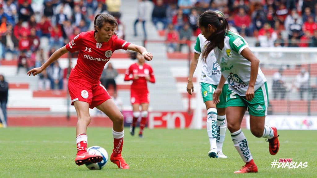 Las 'diablitas' y 'las fieras' se vieron las caras en el Nemesio Diez.