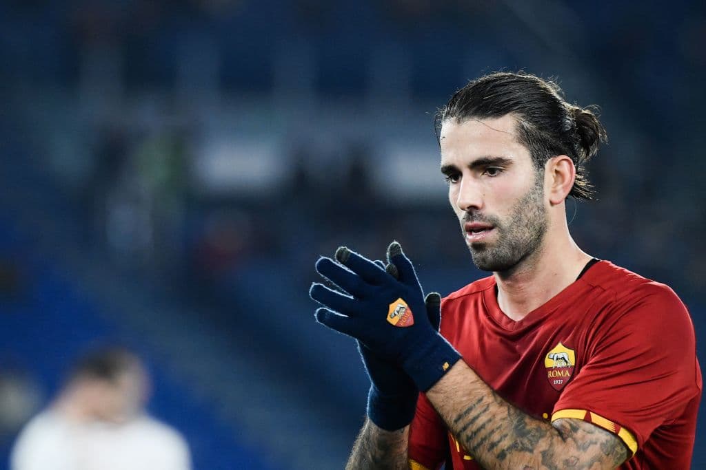 AS Roma se impuso al Cagliari por la mínima tras un cobro de penal de Oliveira, durante la fecha 22 en la Serie A. La Loba de Mourinho suma tres puntos.