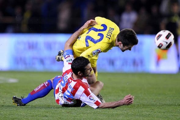 Pero la zaga visitante no lo permitió.