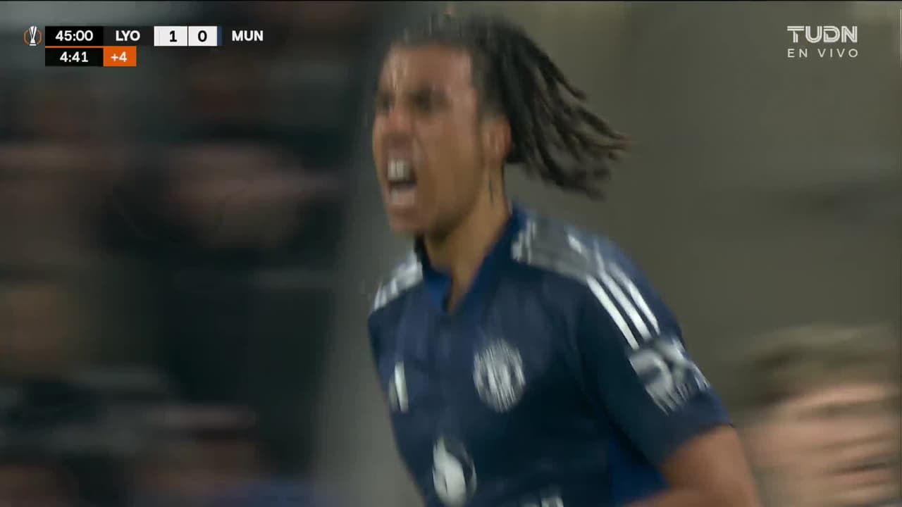 ¡Gol del Manchester United! Yoro lo empata de cabeza