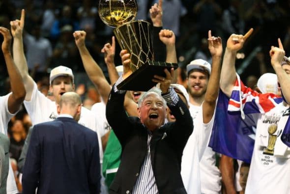 Miami intentó recuperarse pero no lo logró. San Antonio demostró su superioridad ganando 4-1 obteniendo así su quinto campeonato.