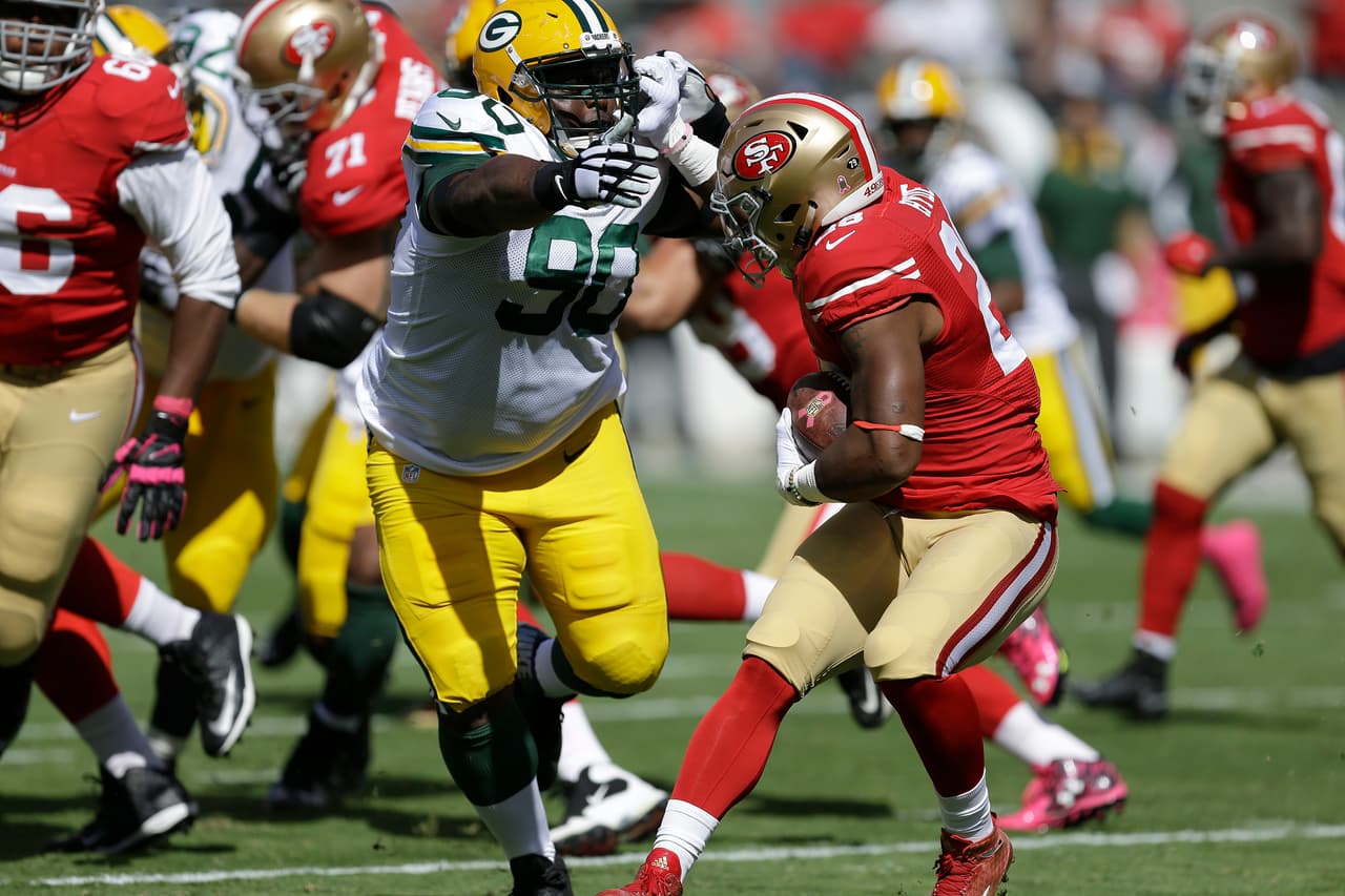 Los Green Bay Packers derrotaron 17-3 a los San Francisco 49ers manteniendo su invicto, he aquí las mejores imágenes del encuentro (AP-NFL).