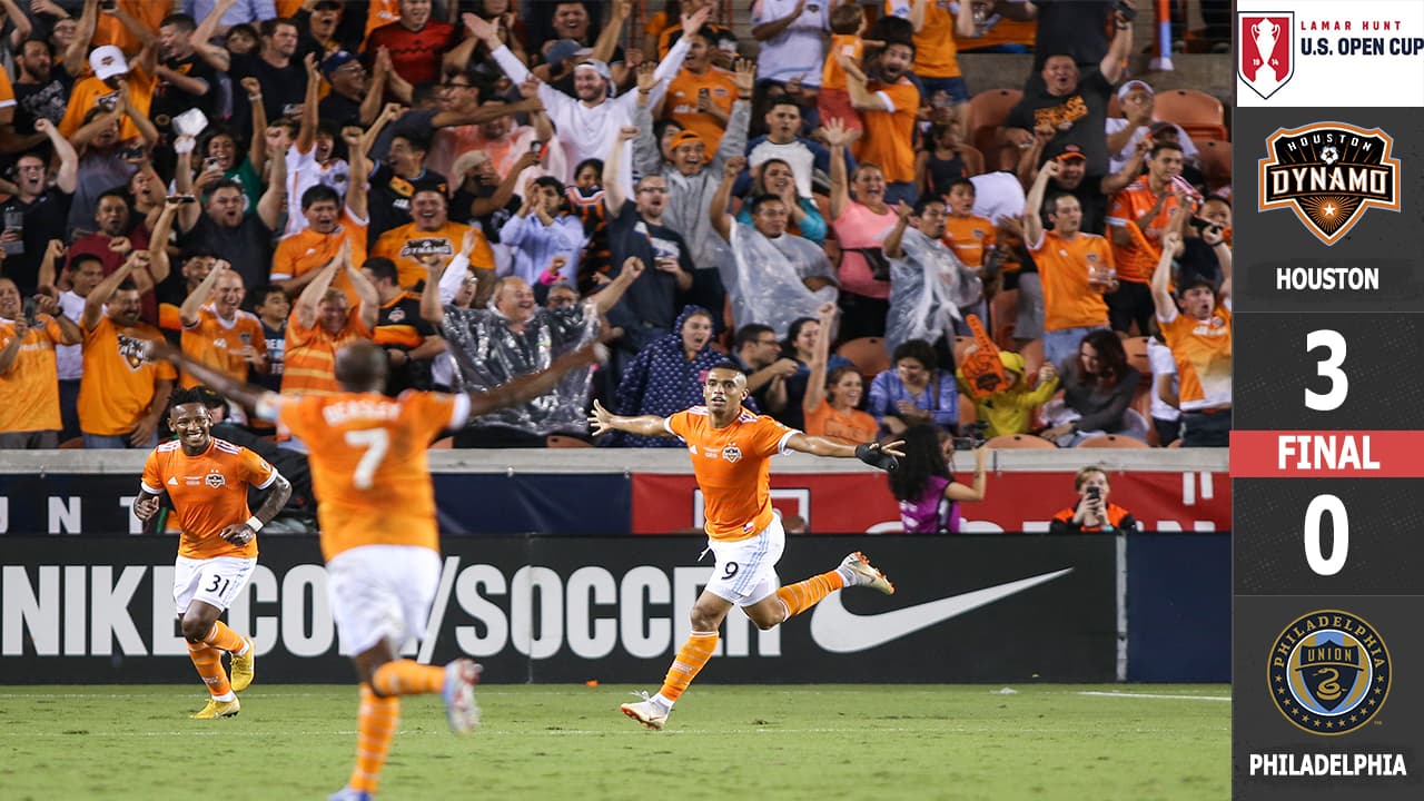 El colombiano Mauro Manotas lleva a la gloria al Dynamo, que gana su primera Copa Abierta
