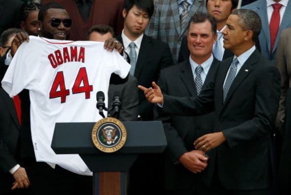Obama destacó "el coraje y la resistencia" de la ciudad tras los atentados del maratón en abril del pasado año y que dejaron tres muertos y cientos de heridos.