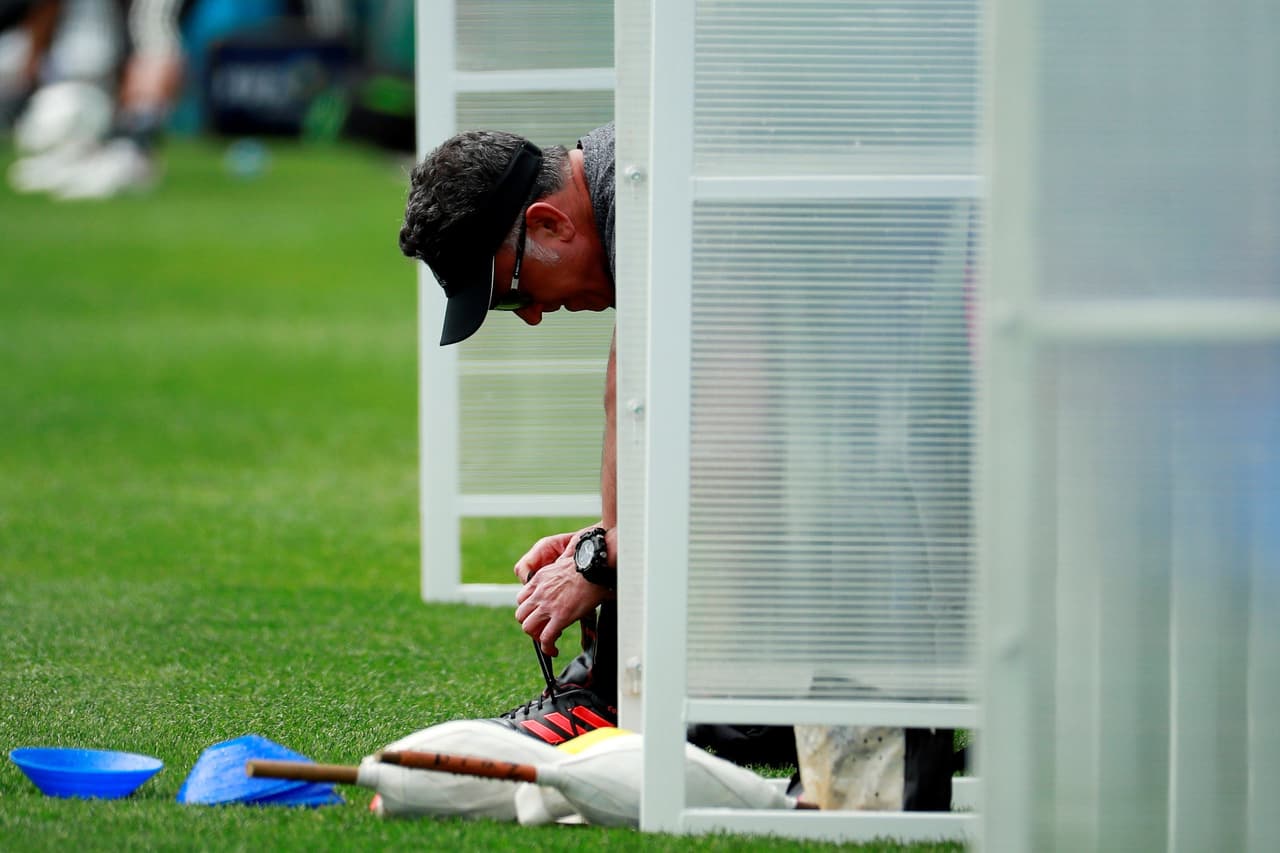 El técnico Juan Carlos Osorio aún analiza sus posibilidades en el primer partido del 'Tri' en el grupo F.