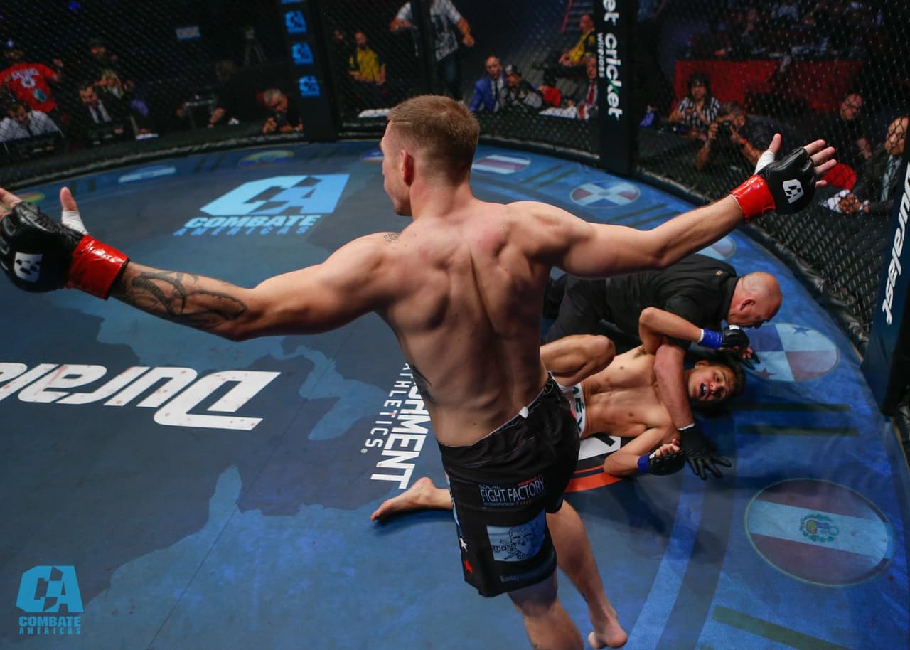 Triunfal noche de MMA brindó Combate Américas desde Fresno