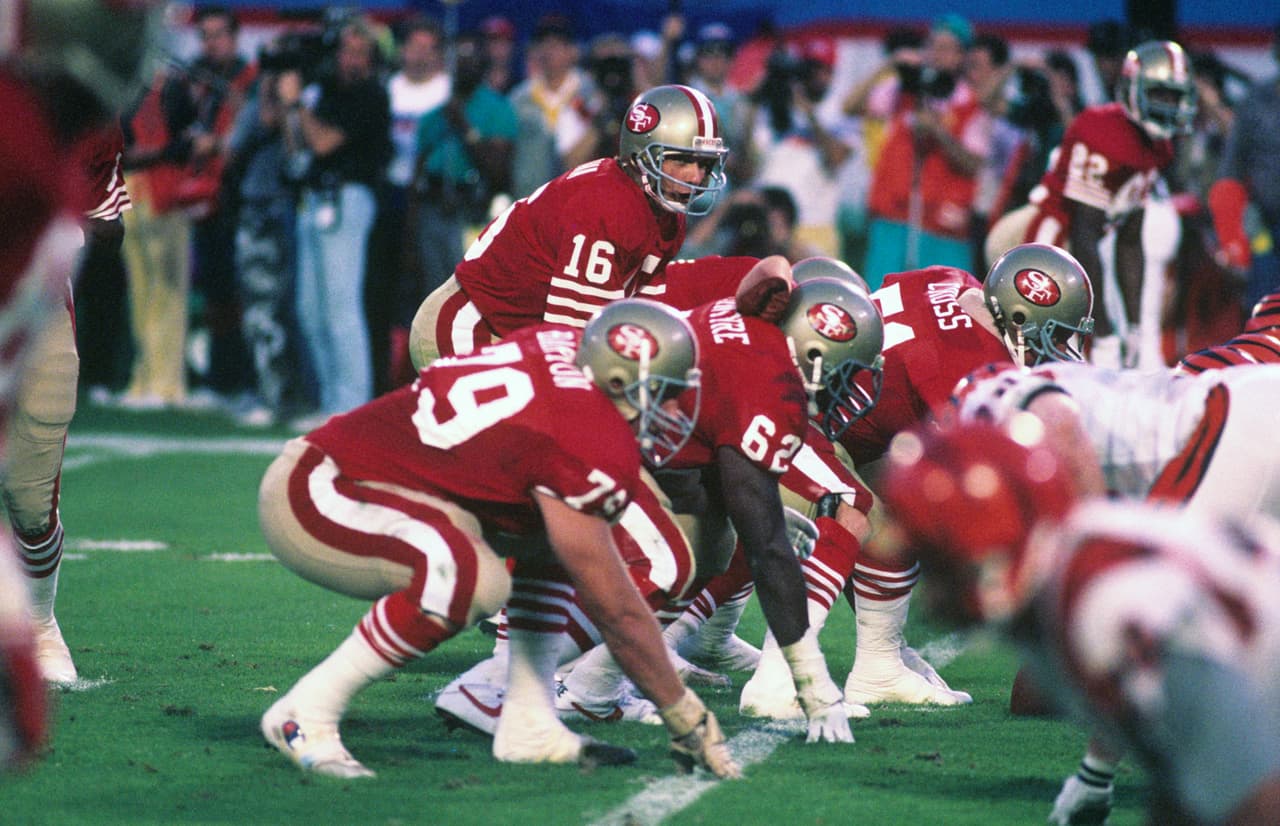 4 - JOE MONTANA Si Otto Graham fue el quarterback para el sistema de Paul Brown, Montana lo fue para el genio Bill Walsh, comparación que toma fuerza tomando en cuenta la enorme influencia de Brown en Walsh. Montana fue el brazo certero que ganó yardas, partidos y campeonatos. No fue un bombardero de los emparrillados, su legado fue ganar partidos de Super Bowl sin cometer errores: 4 títulos y en los 4 pudo ser MVP.