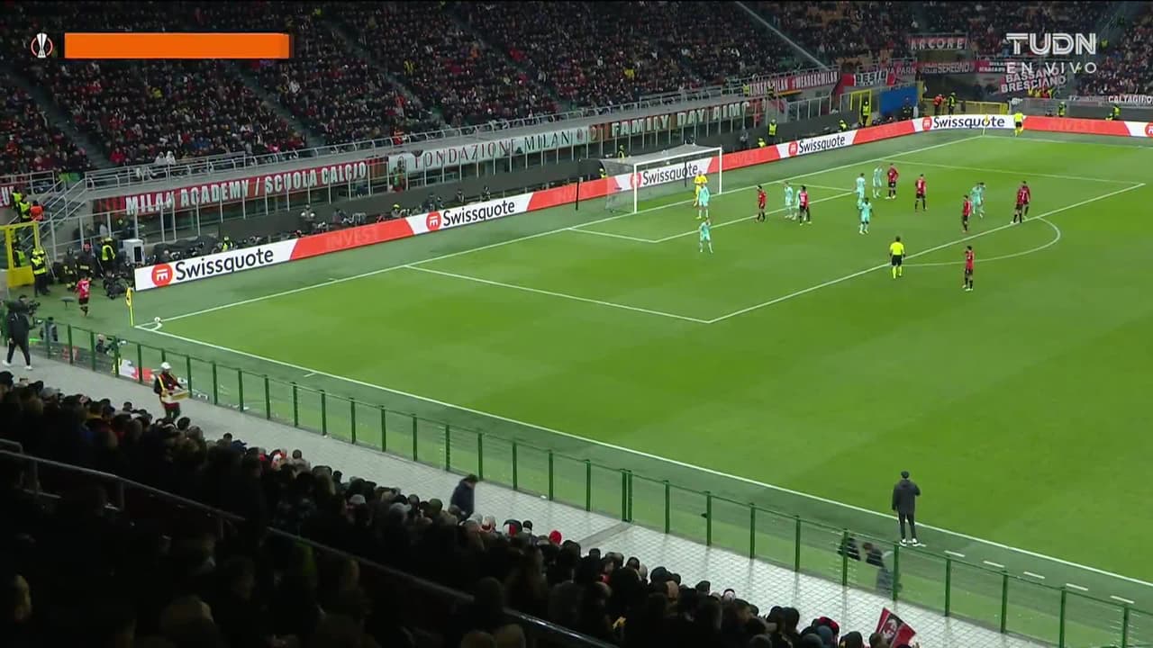 ¡GOL!  anota para Milan. Tijjani Reijnders
