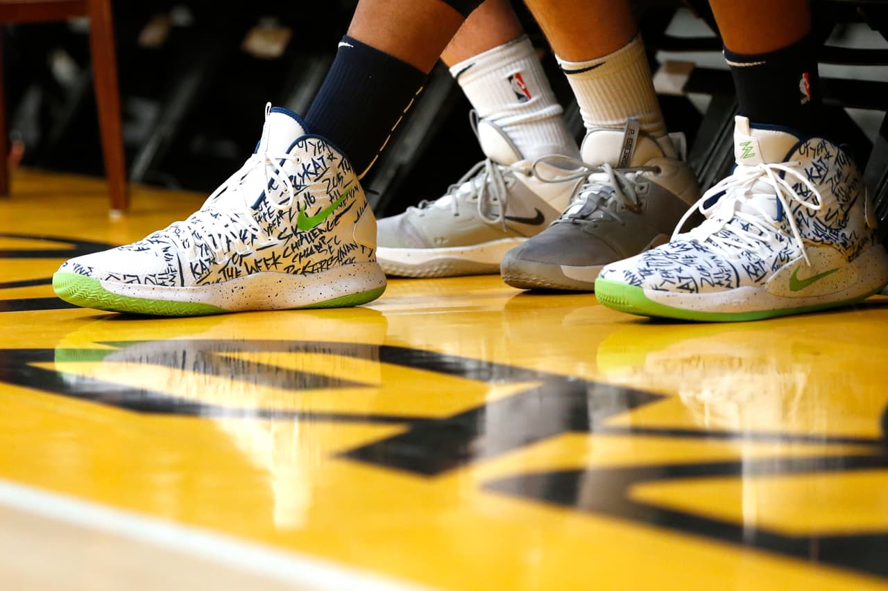 Los tenis de Karl-Anthony Towns #32 de Minnesota Timberwolves.