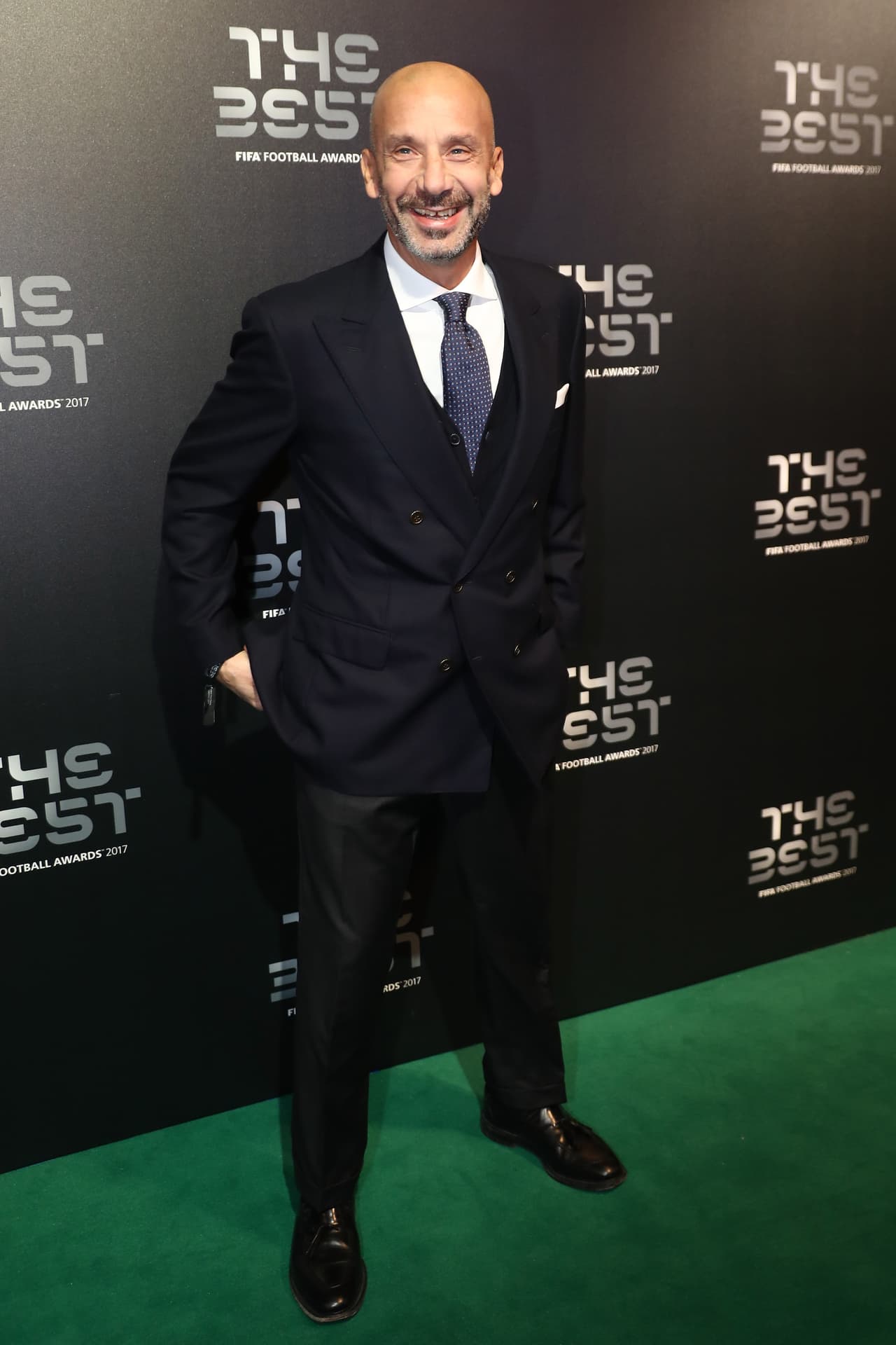 Gianluca Vialli, goleador italiano en los años noventas, fue uno de los invitados.