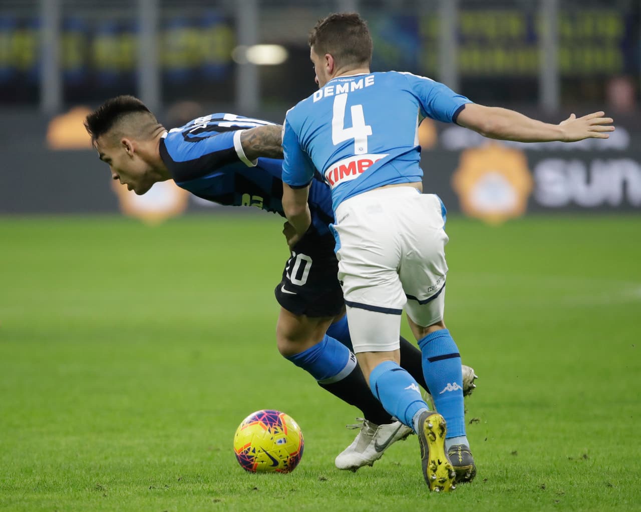 El primer capítulo de la Copa Italia fue para el Napoli que se impuso por la mínima ante el Internazionale. La vuelta se disputará en el Estadio San Paolo.