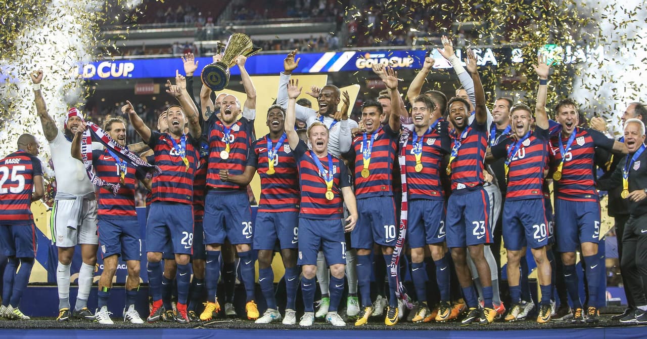 Estados Unidos venció 2-1 a Jamaica y volvió a conquistar la Concacaf