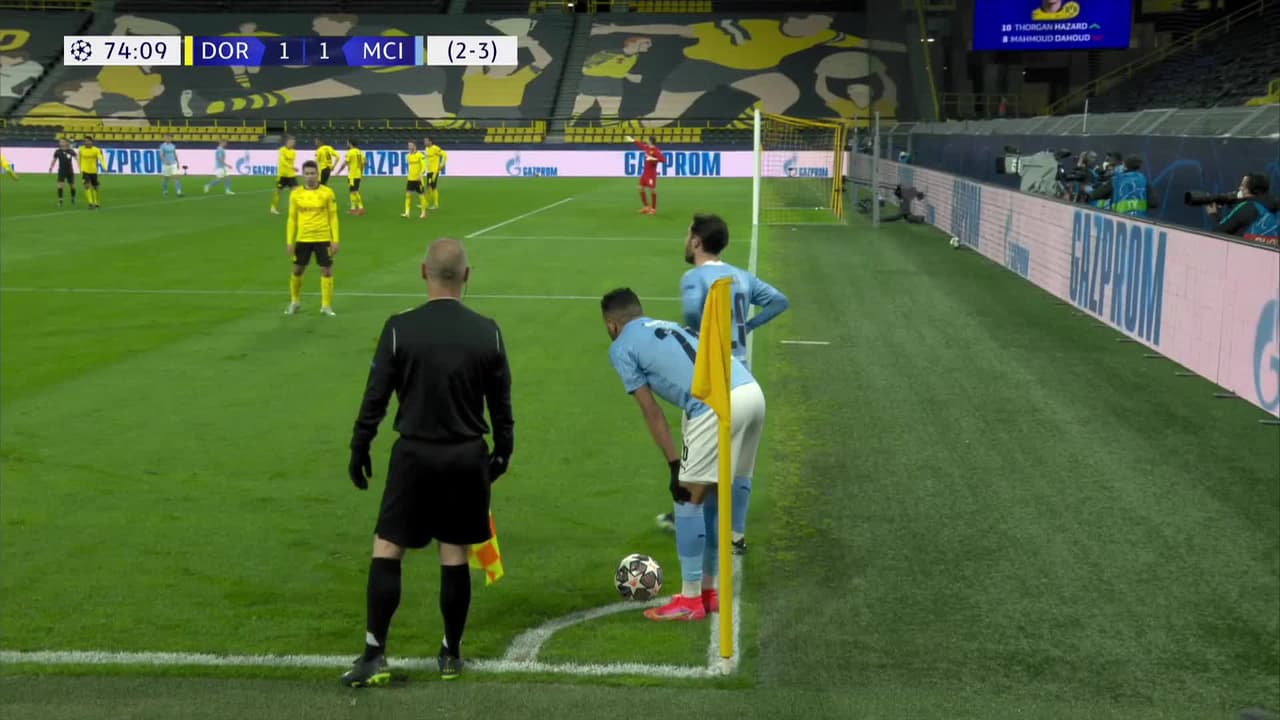 ¡TIRO ATAJADO! disparo por Kevin De Bruyne.