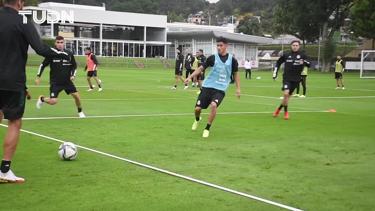 México repite tridente en la alineación ante Honduras