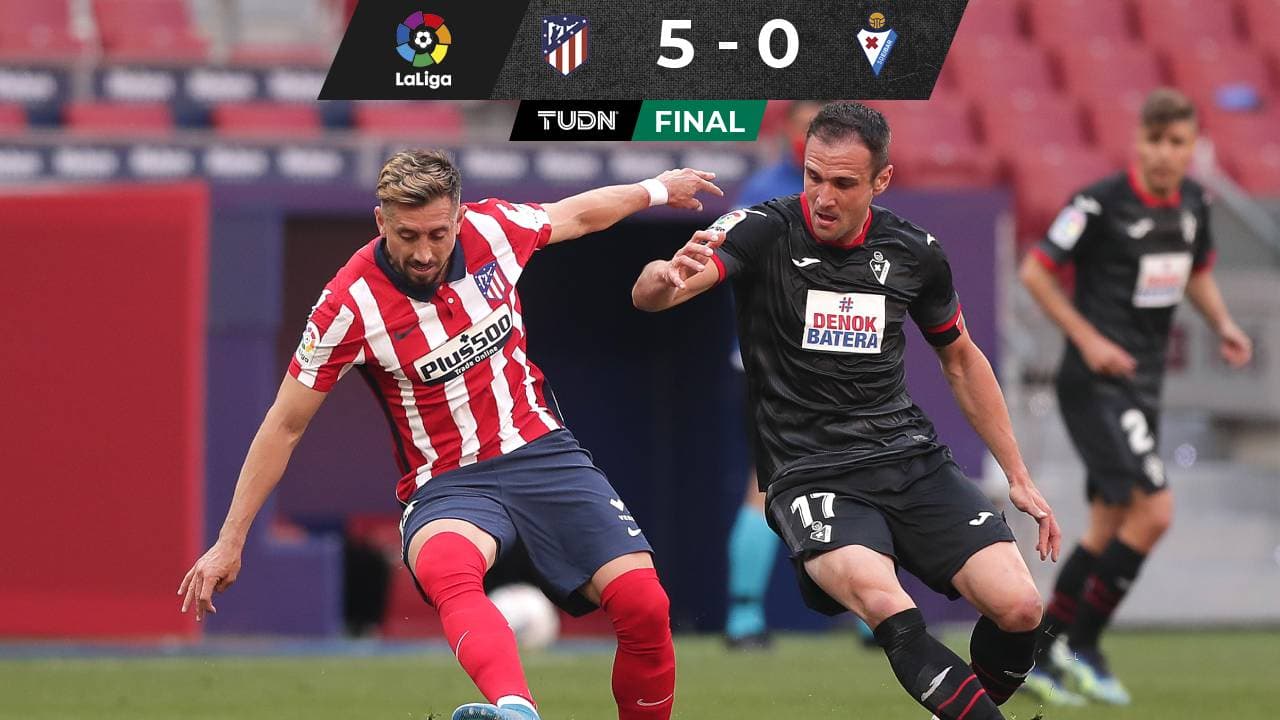 Héctor Herrera da asistencia en la goliza colchonera