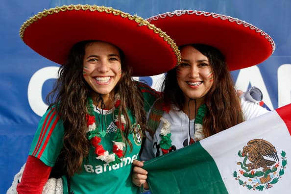 México vs Ecuador ambiente
