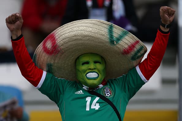 México vs Ecuador ambiente