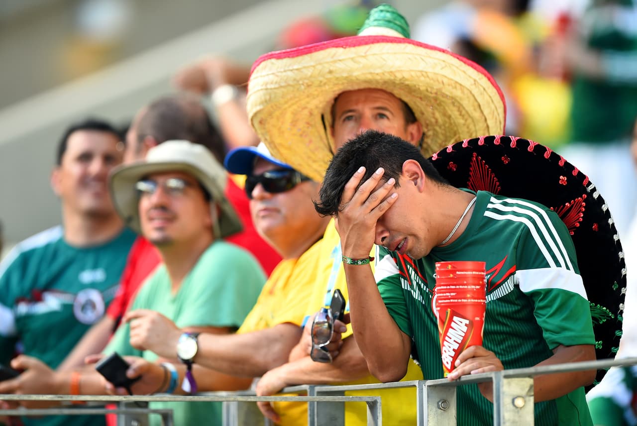 La afición mexicana que vaya al Mundial de Rusia deberá de tener cuidado con lo que hace.