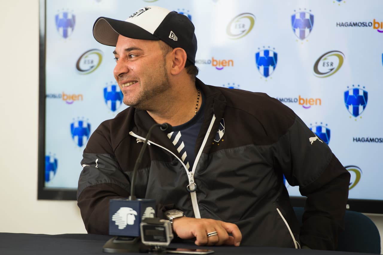 Antonio Mohamed: 'La Volpe ha dejado escuela'