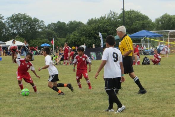 Los jugadores de la categoría infantil dieron cátreda de juego bonito en Copa Univision 2015.