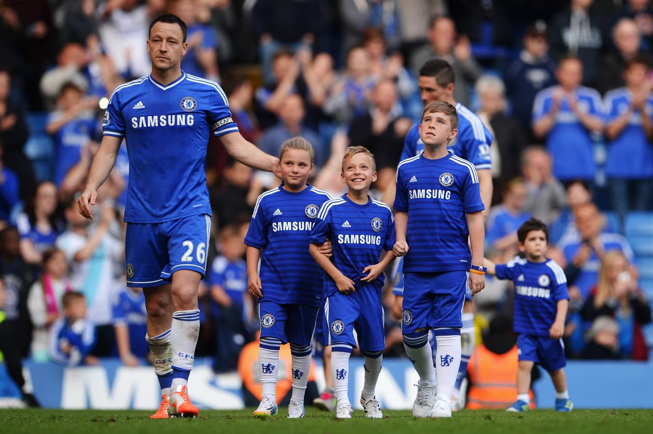 A pesar de un escándalo de infidelidad con una modelo francesa que era pareja de su compañero Wayne Bridge, Terry sigue casado y es padre de dos niños.