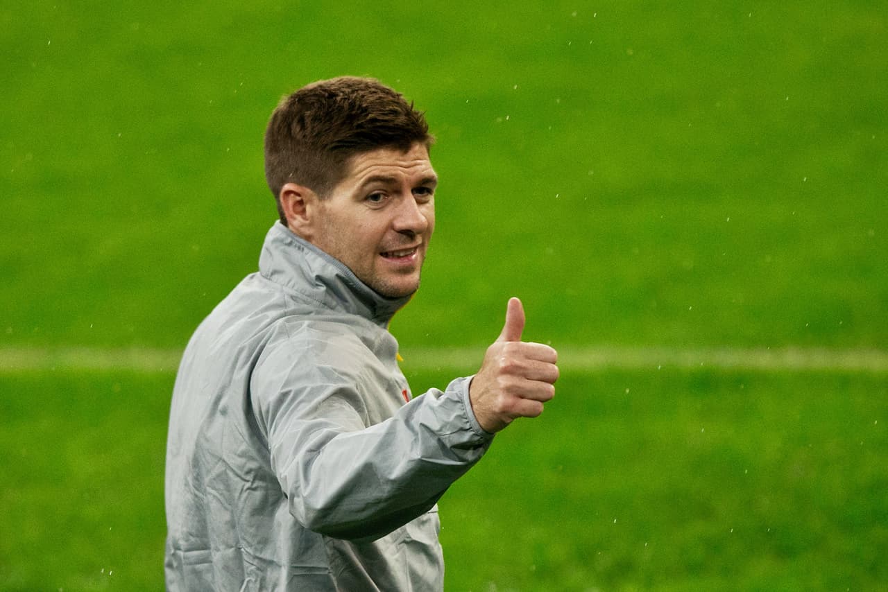 LA Galaxy confirma que Steven Gerrard regresó a Liverpool para tratarse una lesión