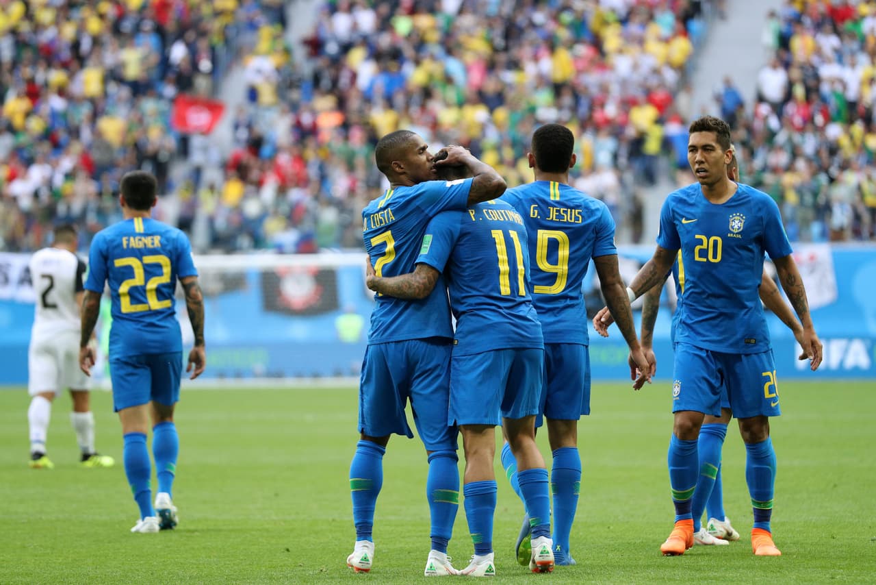 Brasil derrotó 2-0 a Costa Rica en un triunfo que apenas se logró en tiempo de reposición al final del partido en el grupo E del Mundial de Rusia 2018.
